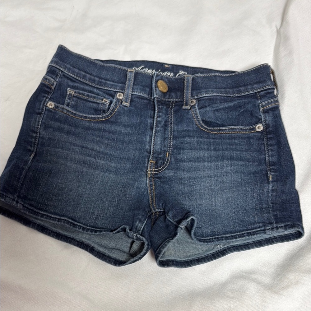 American Eagle Outfitters Women's Blue Denim Shorts